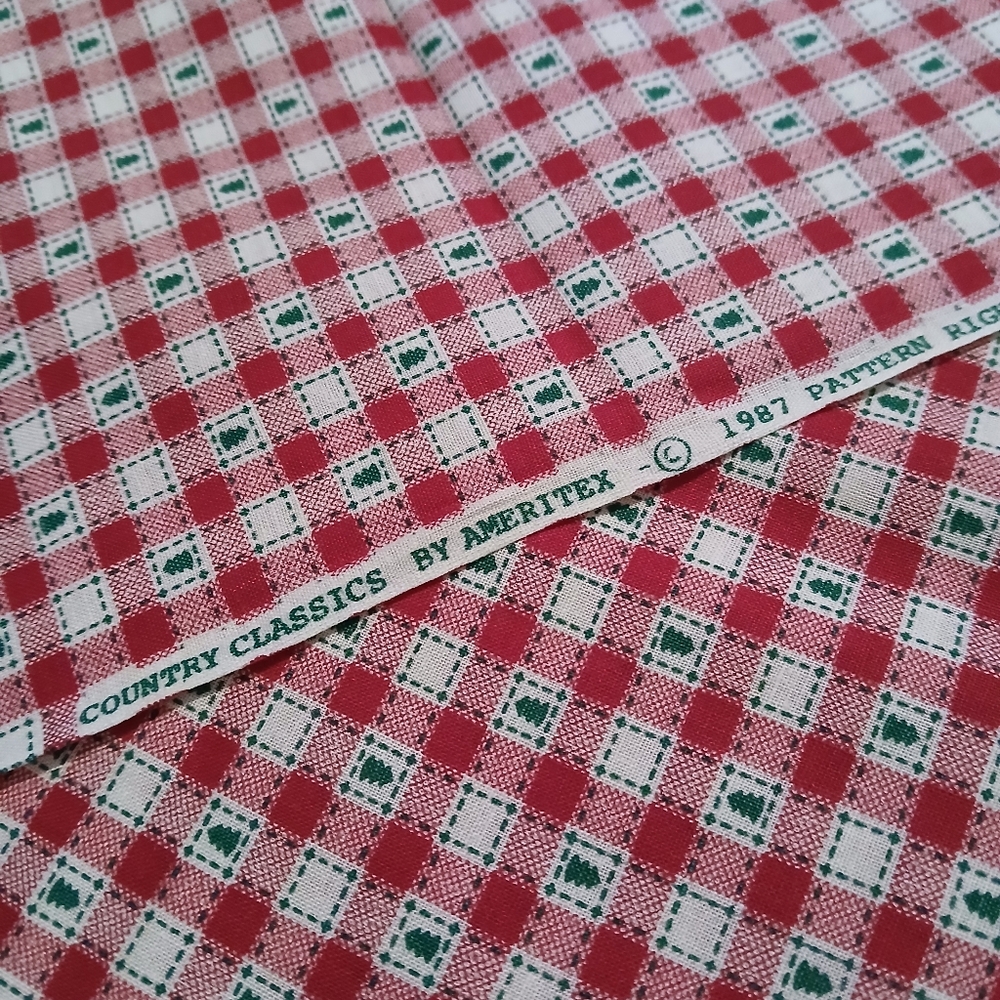2.5 Yards Vintage Plaid Country Classics Christmas 1987 Fabric By Ameritex